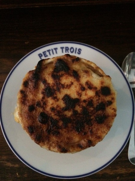 Petit Trois フレンチオニオンスープ